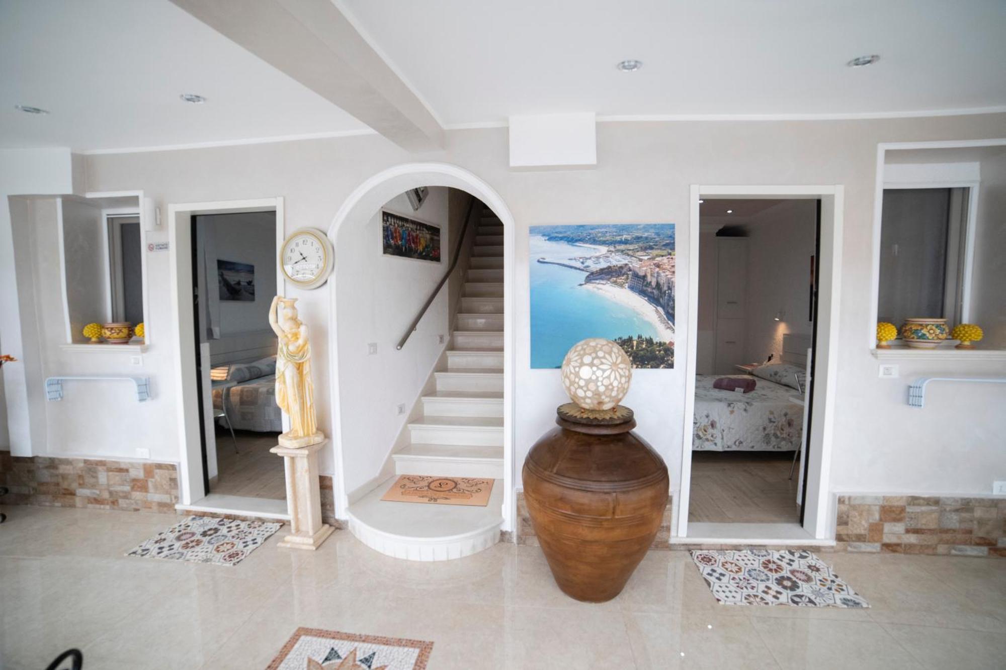 Bed and Breakfast La Perla Del Tirreno à Tropea Extérieur photo